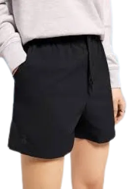 On Focus Shorts - Black